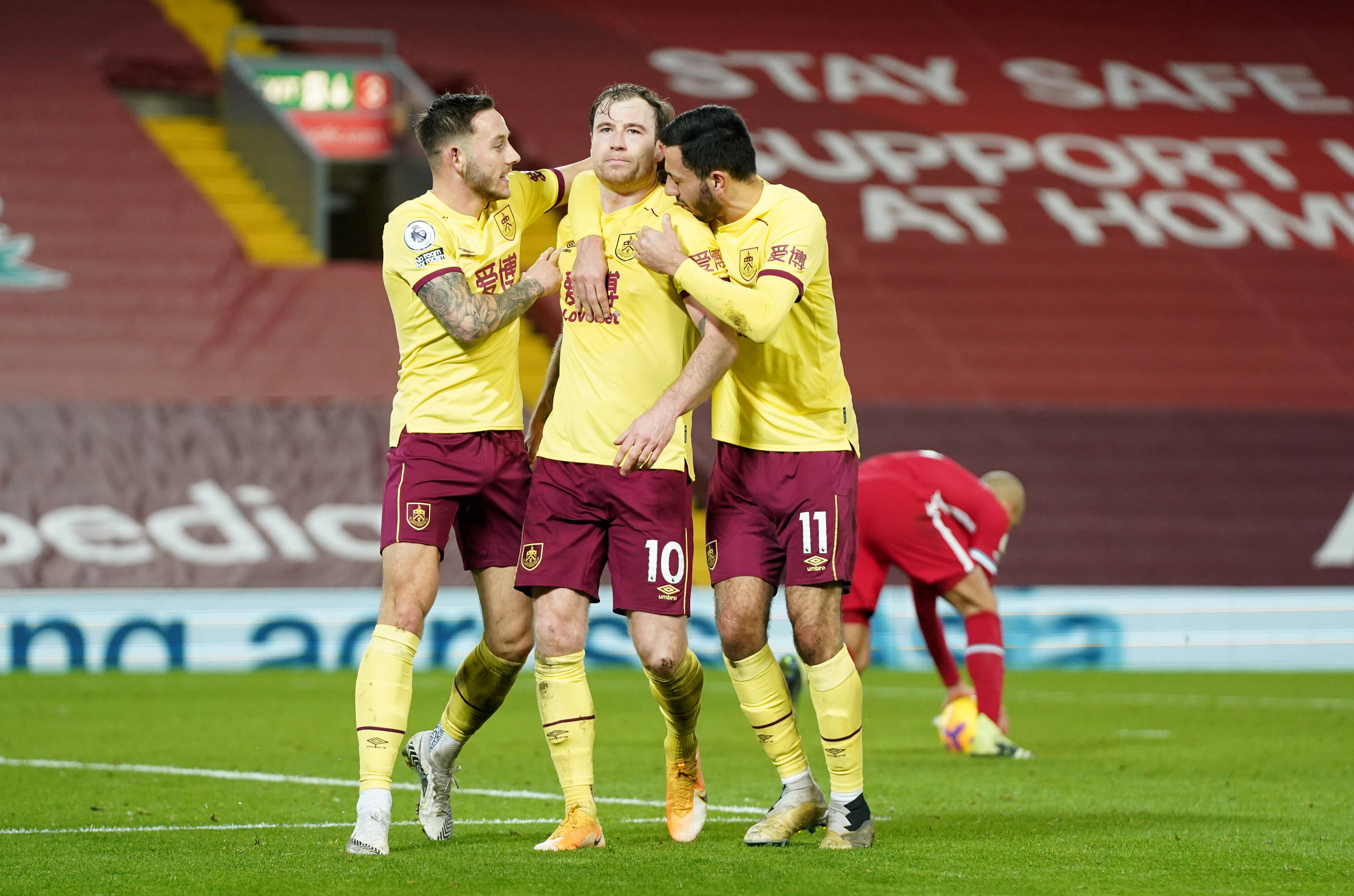 利亚时采取 利亚时采取