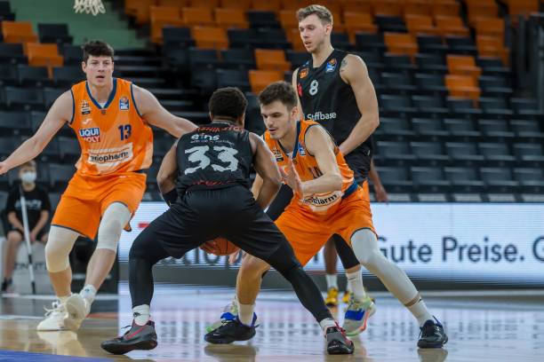 希门尼斯的 希门尼斯的