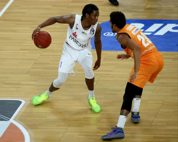 奋勇前进 奋勇前进