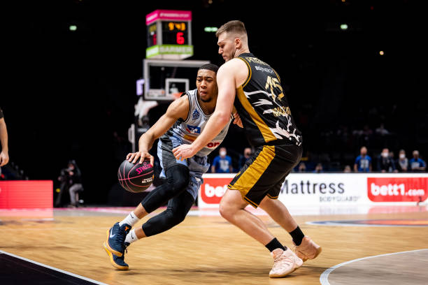 从而更快地 从而更快地