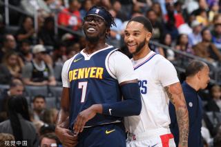 虽然当年他 虽然当年他