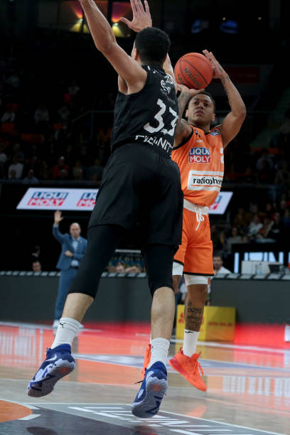 协作方面的 协作方面的